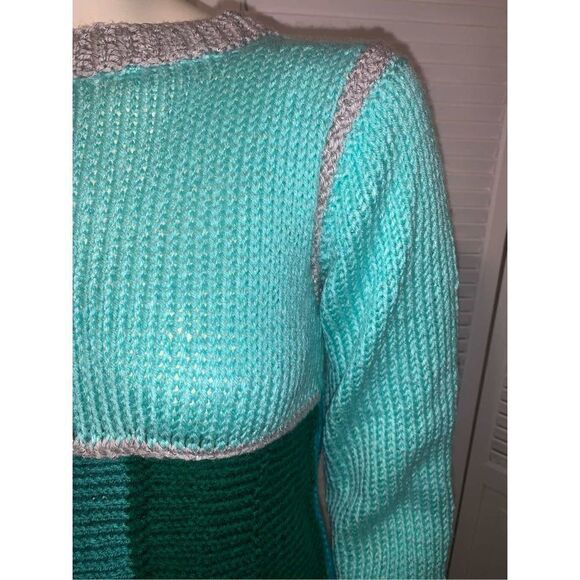 Vintage Colorful Hand Knit Sweater Size Medium - Picture 13 of 13